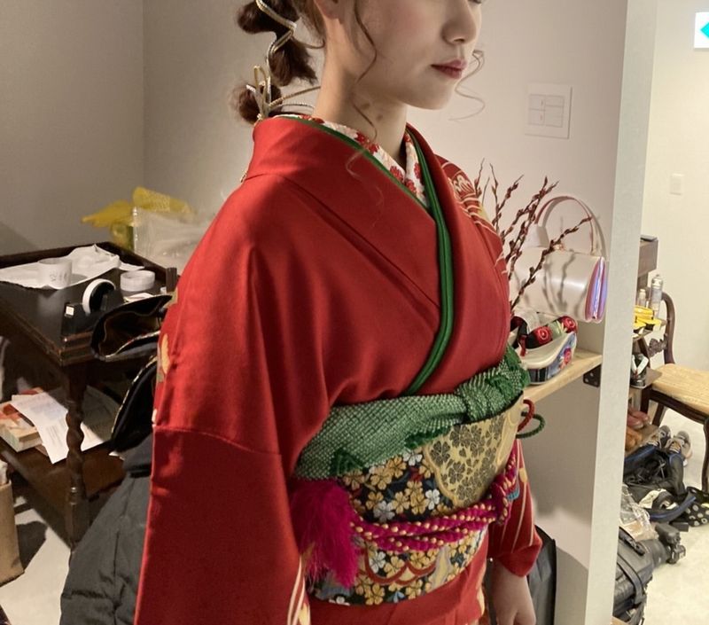 完成した振袖の着付けその1